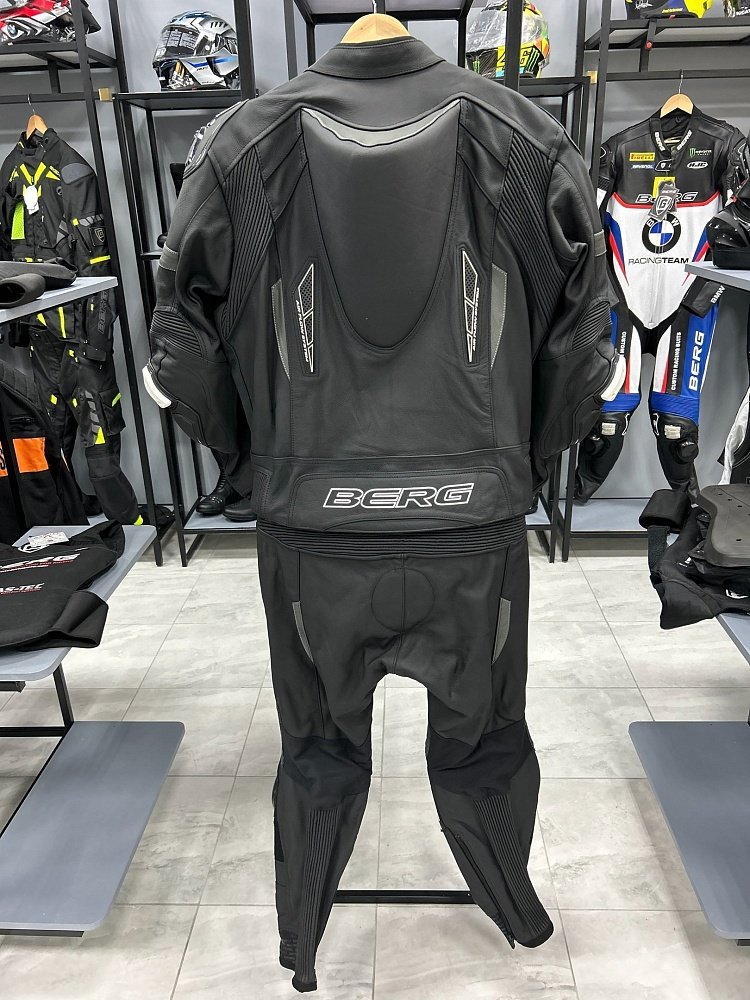 Мотокомбинезон Berg STR 3