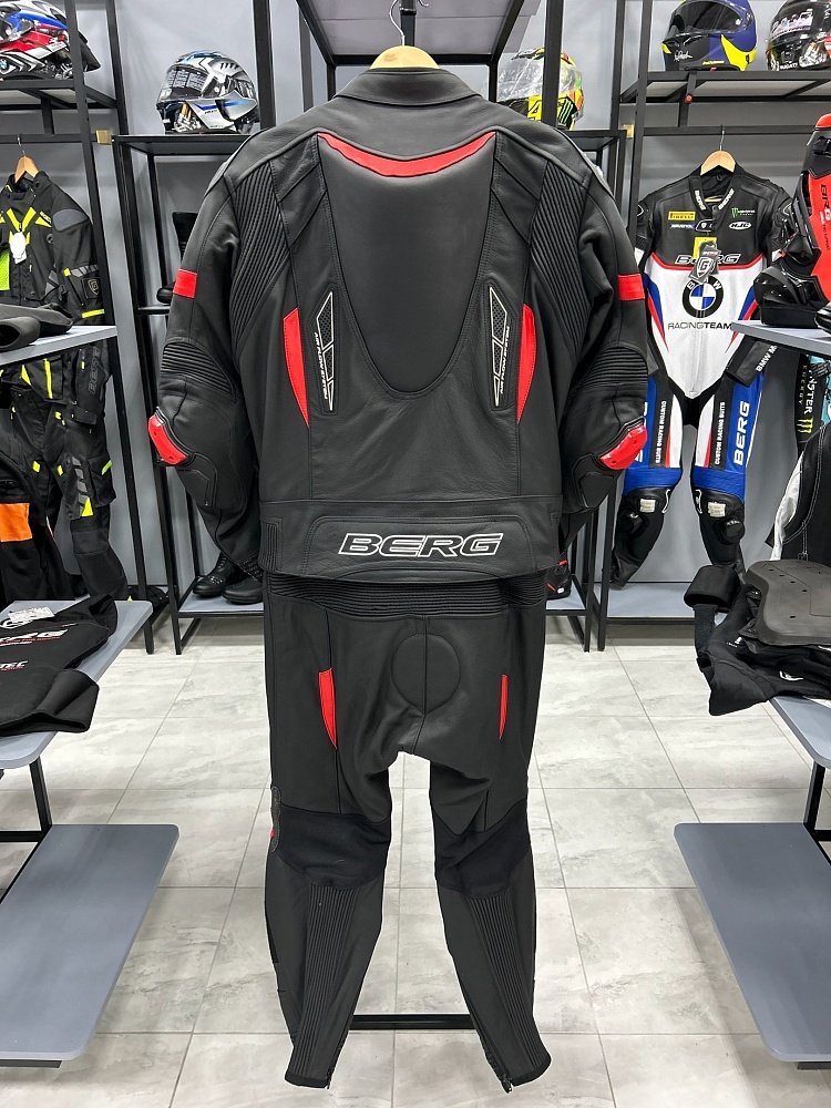 Мотокомбинезон Berg STR