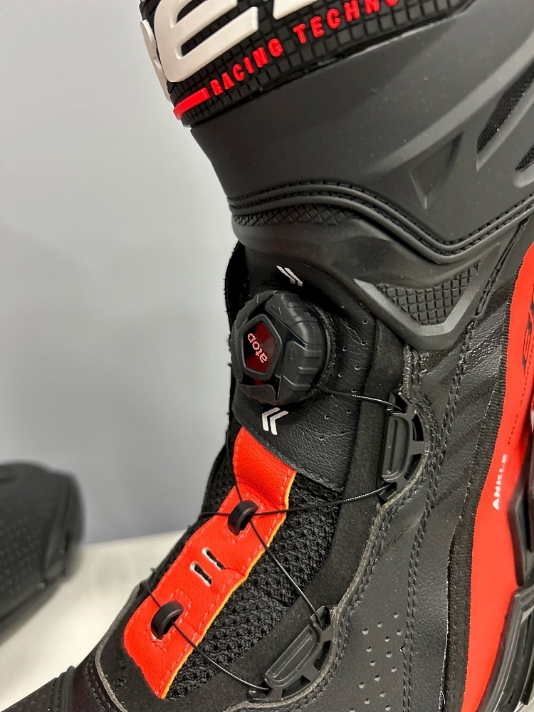 Мотоботы гоночные BERG VRX-3 Racing Boots red