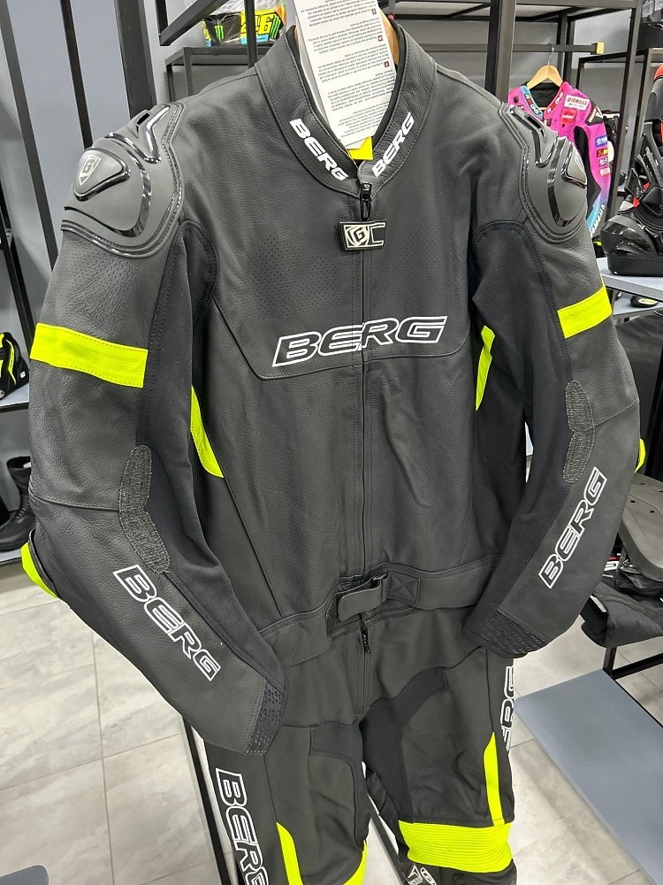 Мотокомбинезон Berg STR 2